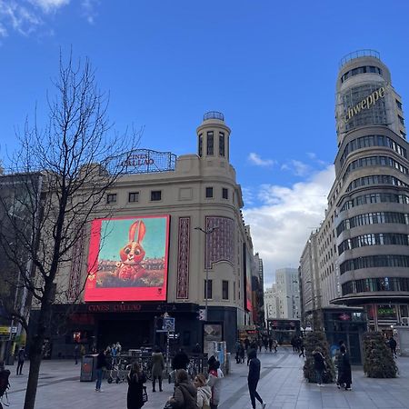 Apartamentos Day Madrid Plaza De Espana Centro Gran Via Sol Malasana المظهر الخارجي الصورة