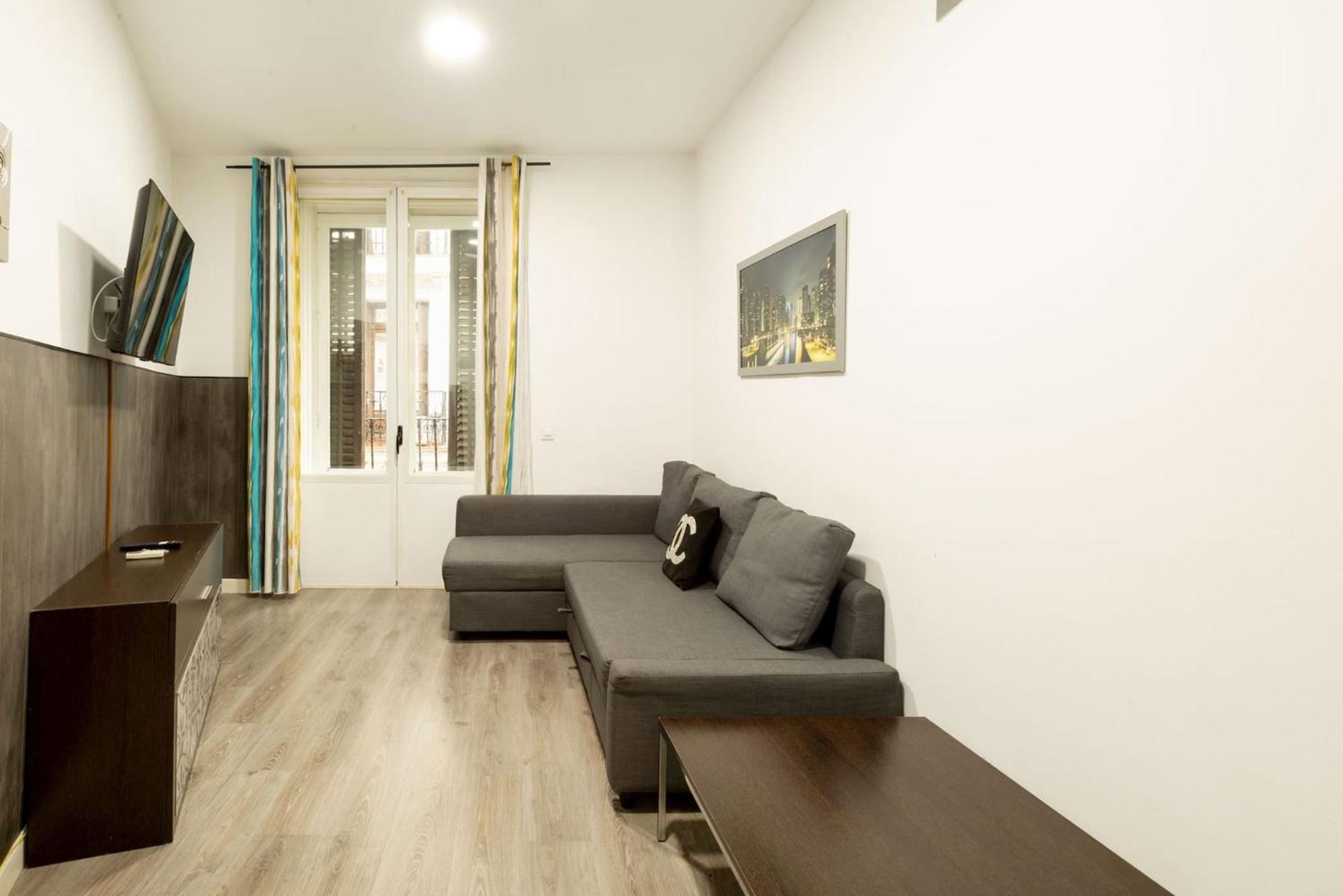 Apartamentos Day Madrid Plaza De Espana Centro Gran Via Sol Malasana المظهر الخارجي الصورة