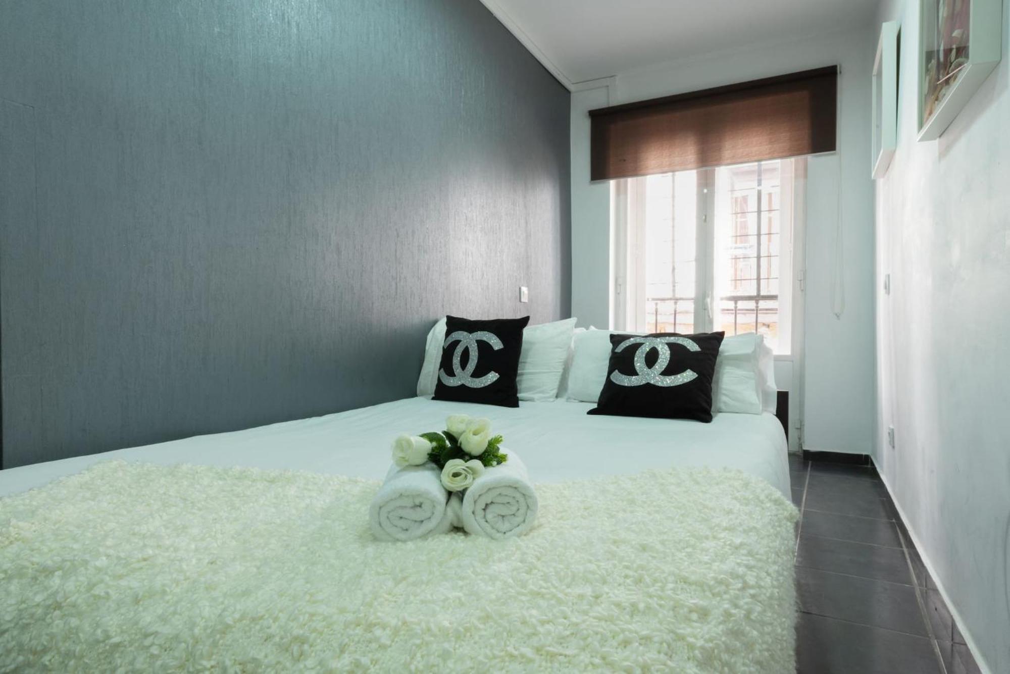 Apartamentos Day Madrid Plaza De Espana Centro Gran Via Sol Malasana المظهر الخارجي الصورة