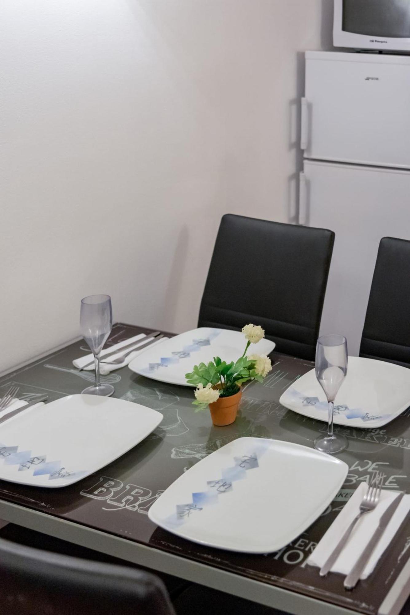 Apartamentos Day Madrid Plaza De Espana Centro Gran Via Sol Malasana المظهر الخارجي الصورة