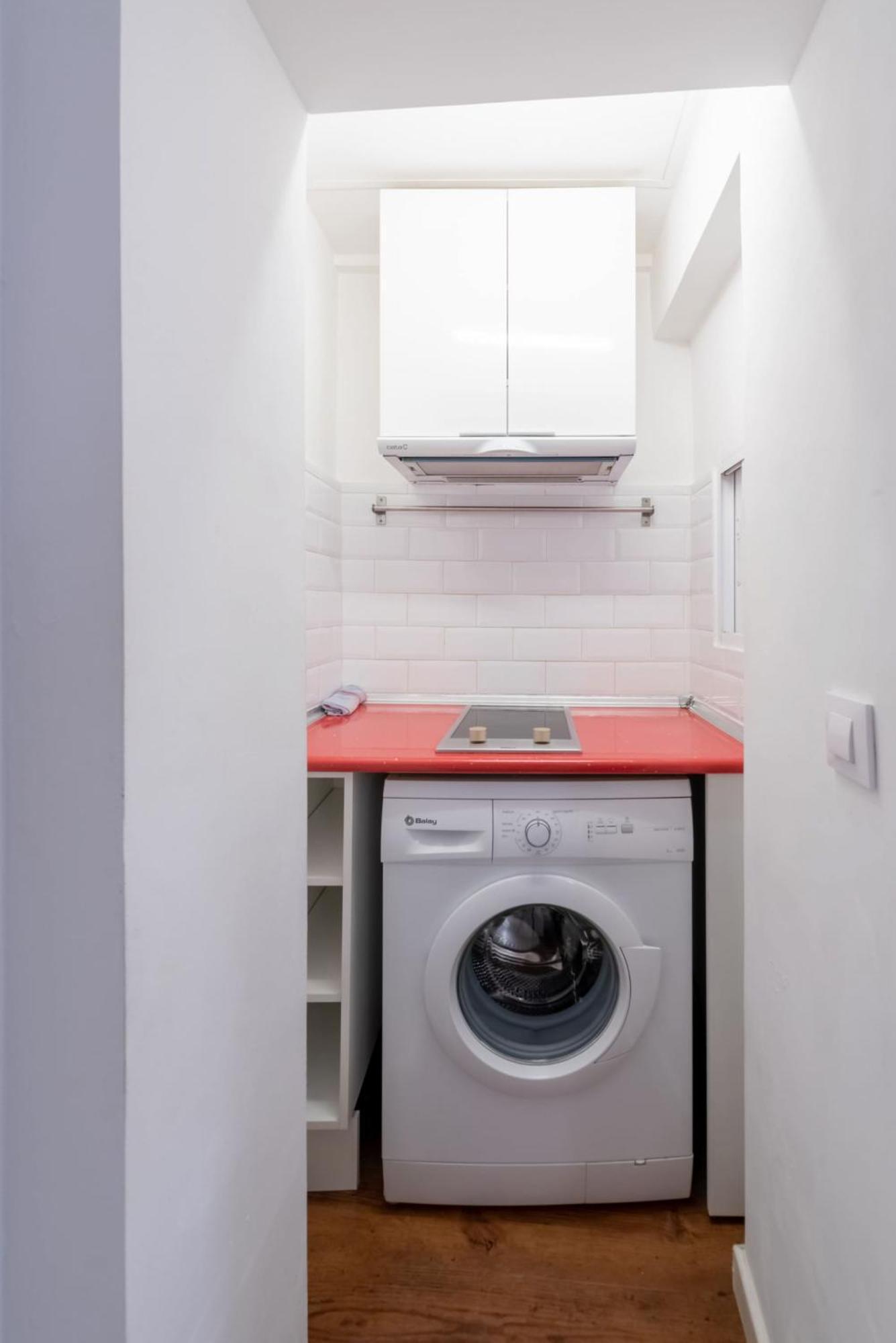 Apartamentos Day Madrid Plaza De Espana Centro Gran Via Sol Malasana المظهر الخارجي الصورة