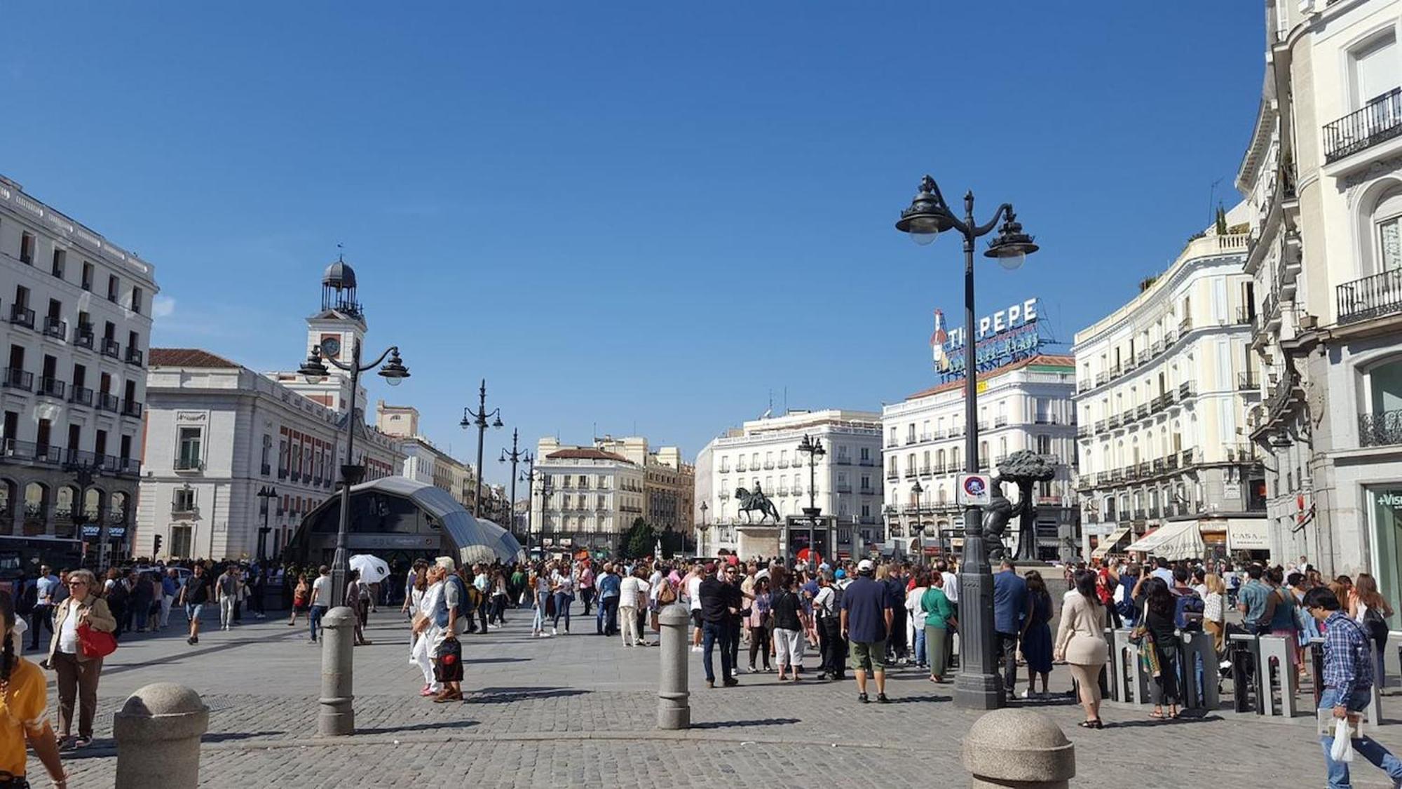 Apartamentos Day Madrid Plaza De Espana Centro Gran Via Sol Malasana المظهر الخارجي الصورة